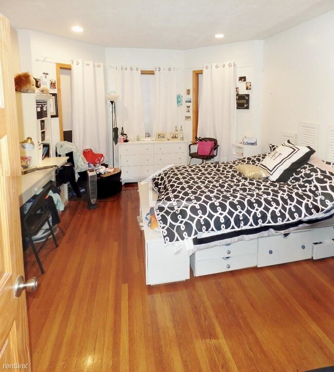 Foto del edificio - 25 Gibbs St