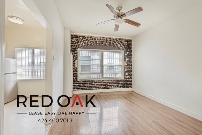 Foto del edificio - 2933 W 8th St