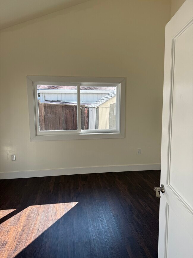 Foto del edificio - 313 Coronado St