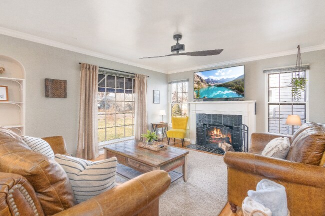 Foto del edificio - 2104 W State St