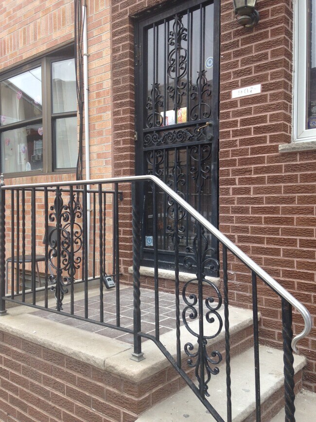 Foto del edificio - 907 Hoffman St