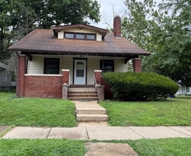 Building Photo - 396 S Mc Clellan Ave