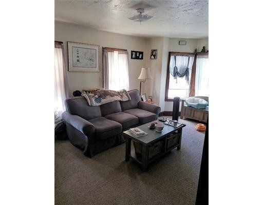 Building Photo - 2 bedroom in Attleboro MA 02703