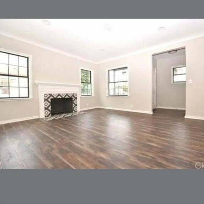 Building Photo - One of the oldest neighborhoods in the San...