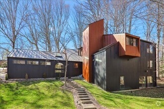 Building Photo - 8706 Bellwood Rd