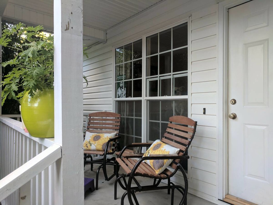 Foto principal - 2102 W Knox St