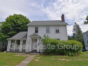 Building Photo - 146 East Ave