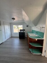 Building Photo - 3425 3rd Ave