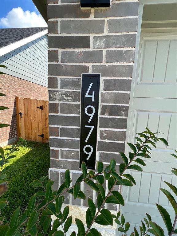Foto del edificio - 4979 Edgewood Dr