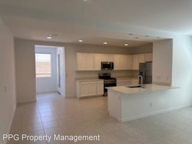 Building Photo - 4 br, 2 bath House - 24687 N 170th Dr