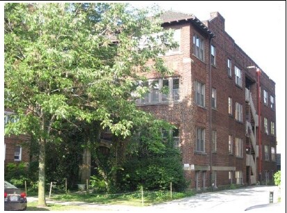 Primary Photo - 2672 N Moreland Blvd