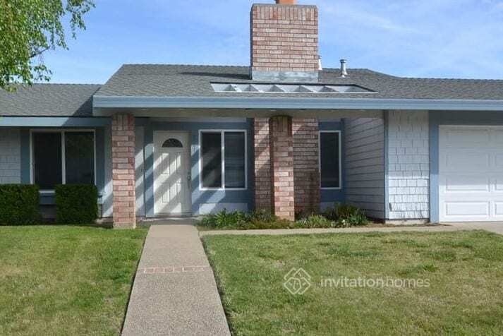 Primary Photo - 8961 Park Meadows Dr