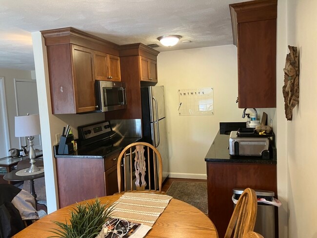 Building Photo - 360 Neponset St