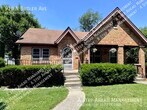 Primary Photo - 918 N Butler Ave-2 bed & 1 Bath duplex - m...