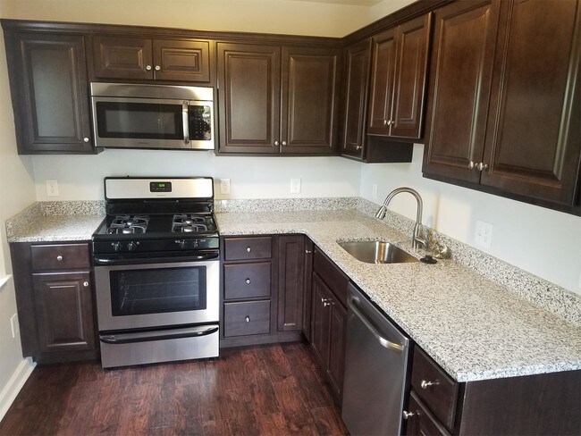 Foto del edificio - 1116 Kevin Rd