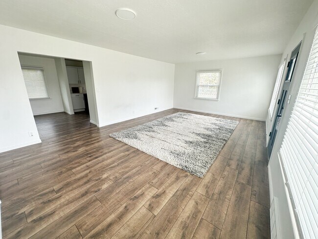 Foto del edificio - 434 Alta View Dr