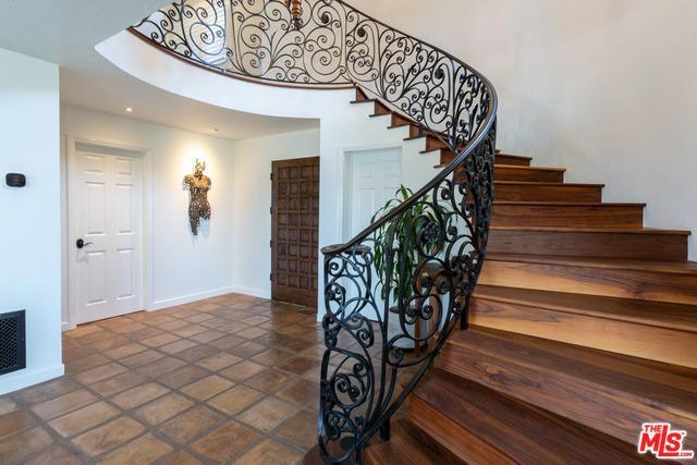 Main Entrance - 238 Saint Albans Ave
