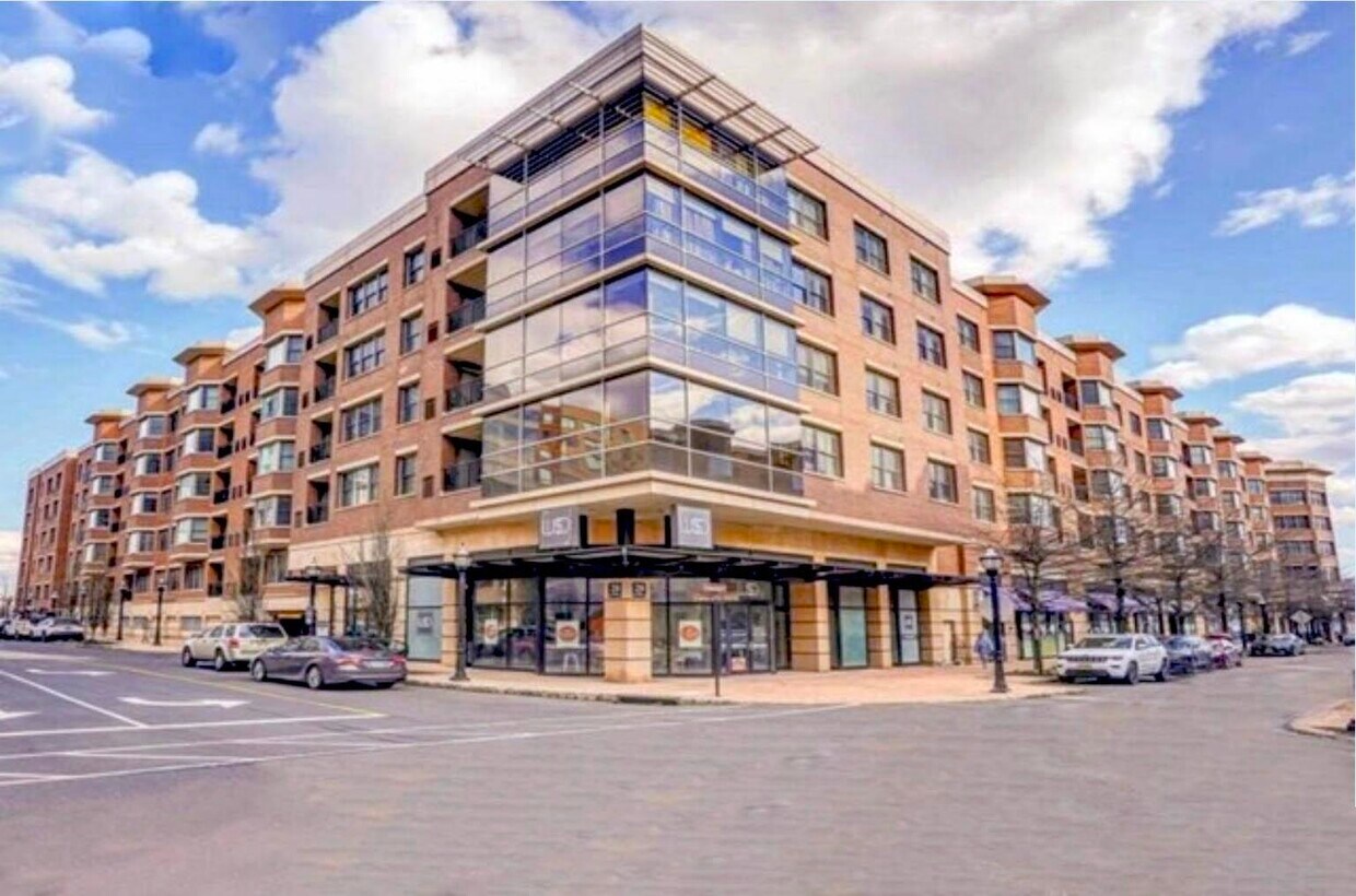 Primary Photo - 20 Ave at Port Imperial