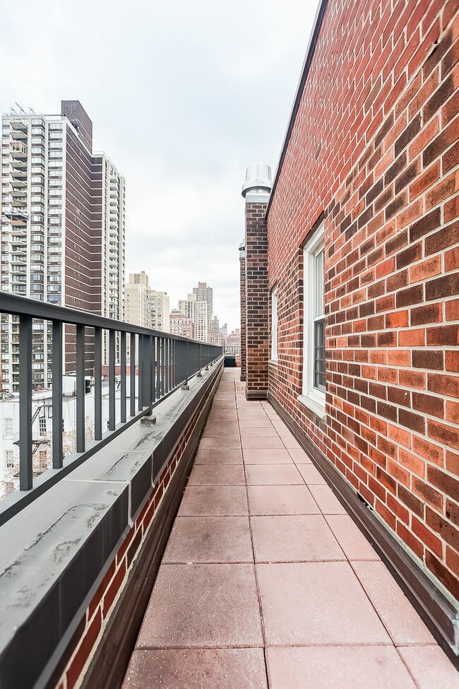 Foto del edificio - 336 East 86th St