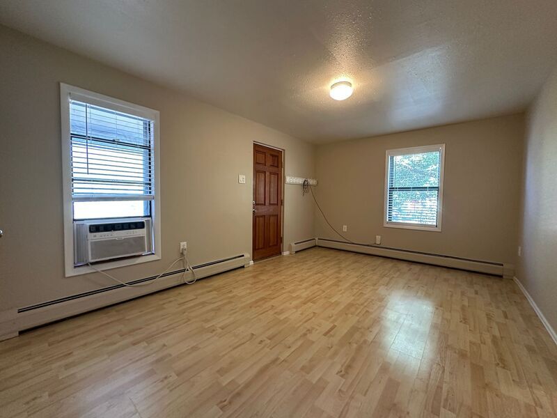 Primary Photo - 720 E Colorado Ave