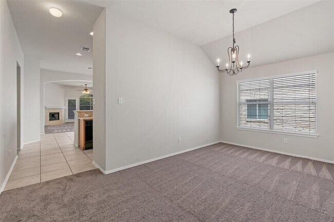 Building Photo - 908 Rusk Rd