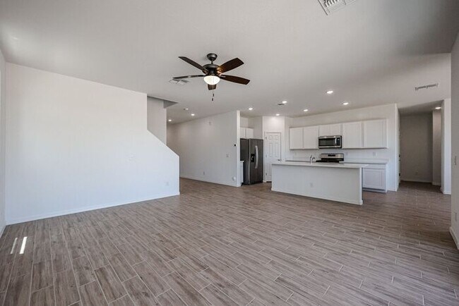 Building Photo - HOME IN LAVEEN! 4 BED 3.5 BA 3 CAR GARAGE!...