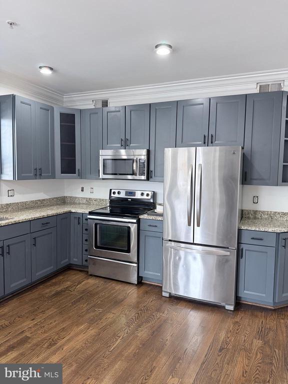 Building Photo - 161 Randolph Pl NW