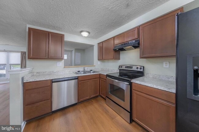 Foto del edificio - 2307 Greenwood Dr
