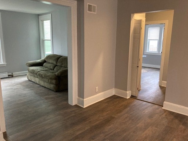 Foto del edificio - 62 N Doughty Ave