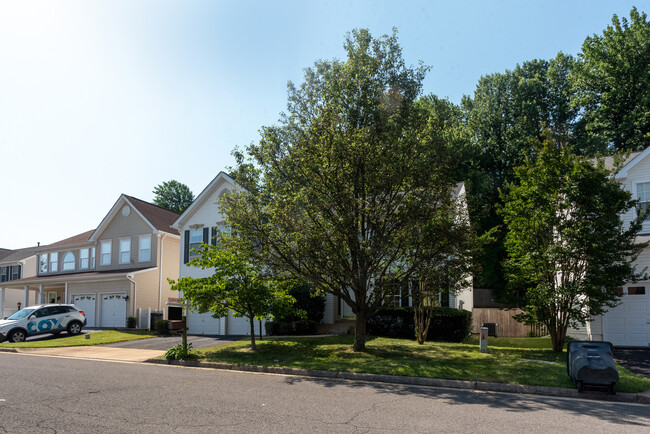 Building Photo - 2613 Pheasant Hunt Rd