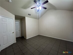 Building Photo - 239 Rosalie Dr