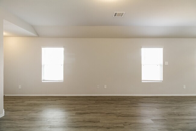 Building Photo - 13442 Musky Dr