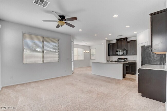 Building Photo - 6325 Beavertail Pond Ave