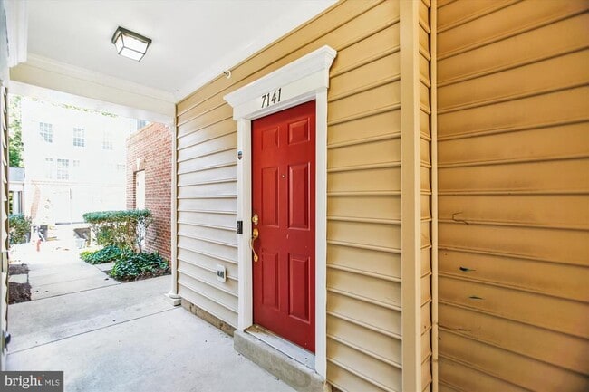 Building Photo - 7141 Huntley Creek Pl