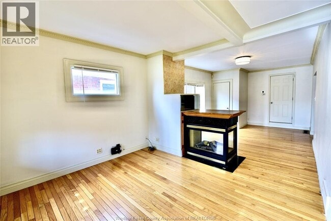 Building Photo - 1610 Hall Ave