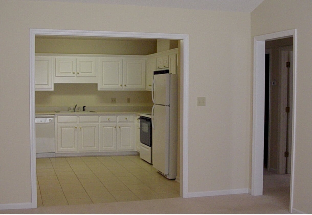 Building Photo - 3108 Fernridge Dr