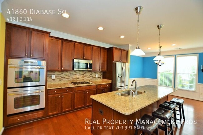 Photo - 41860 Diabase Square Townhome