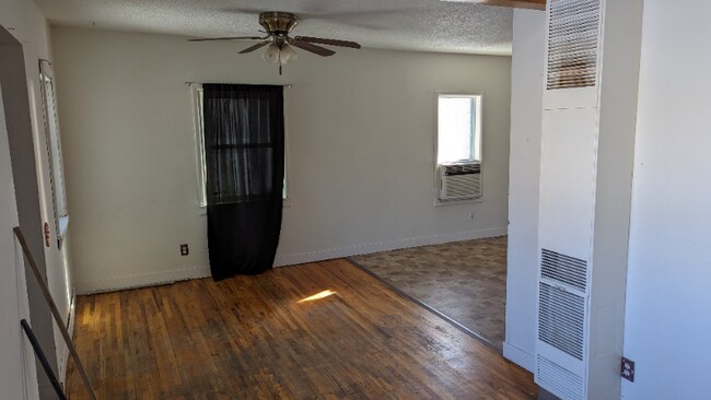 Building Photo - 515 Franklin St.