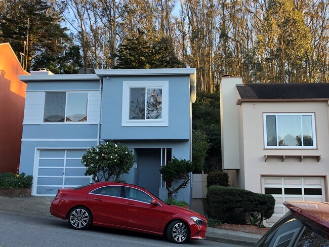 Building Photo - 124 Dellbrook Ave