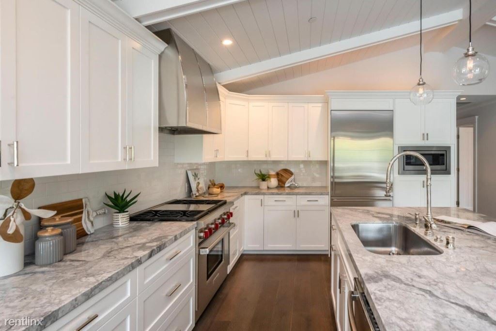 Foto del edificio - 2 br, 2 bath House - 150 Lake Marian Road