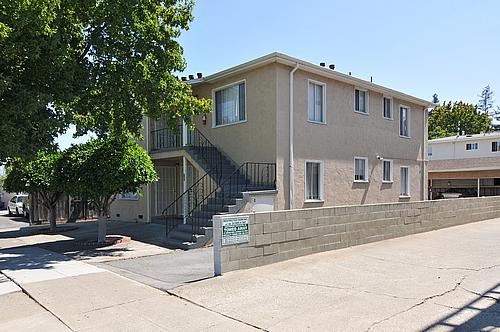 Primary Photo - 727 Whipple Ave