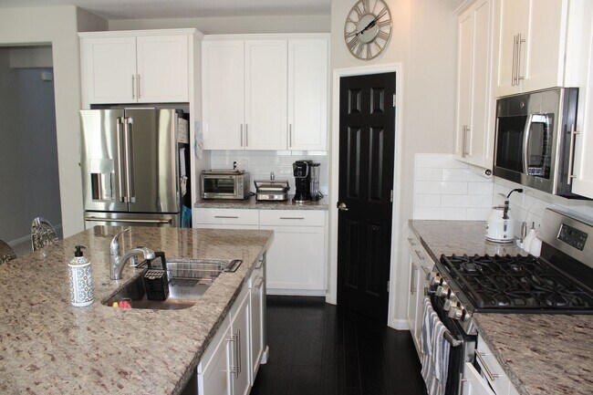 Building Photo - 8041 Randolph Dr