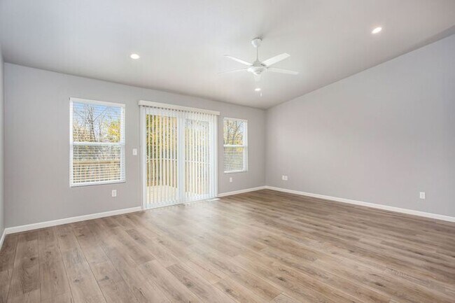 Building Photo - 7170 Heartwood Ct