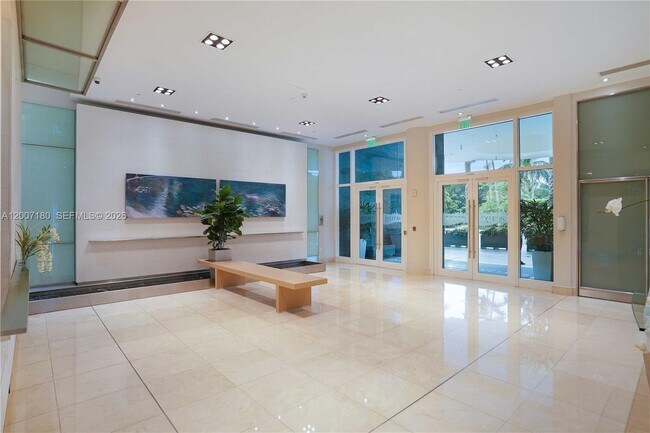 Foto del edificio - 2101 Brickell Ave