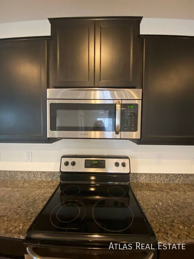 Foto del edificio - 1229 E Taylor Trail