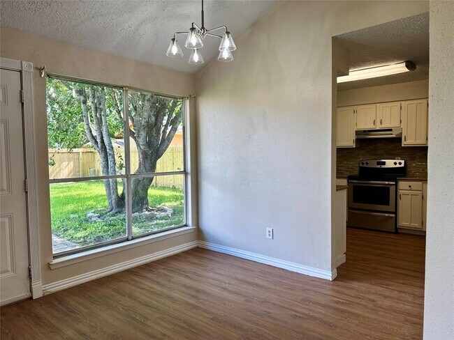 Building Photo - 4206 Sequoia St