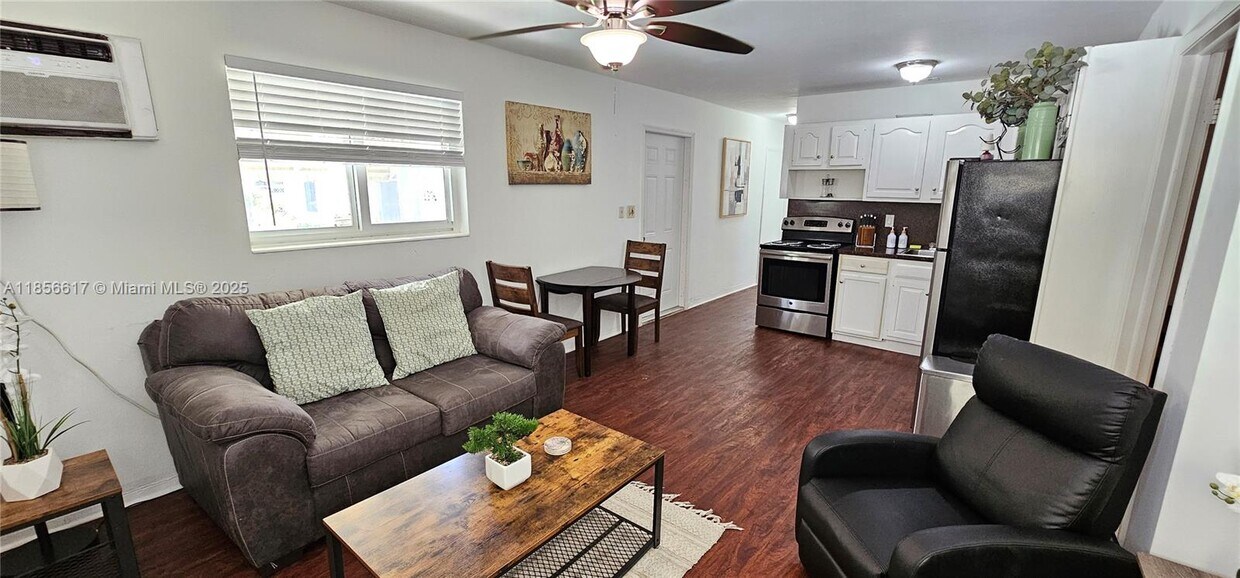 Foto principal - 1701 Shenandoah St
