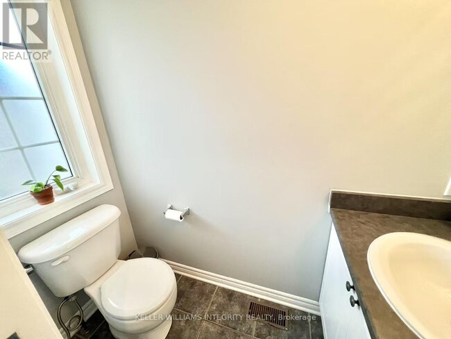 Building Photo - 228 Saddlesmith Cir