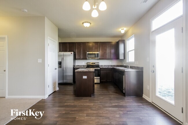 Building Photo - 4107 Little Bighorn Dr