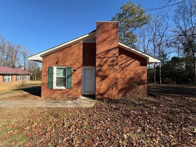 Foto del edificio - 3 Bedroom/1 Bath home for rent